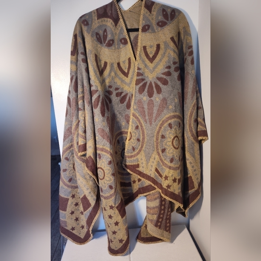 Bohemian Patterned Poncho One Size #595